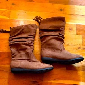 Arizona boots - brand new!